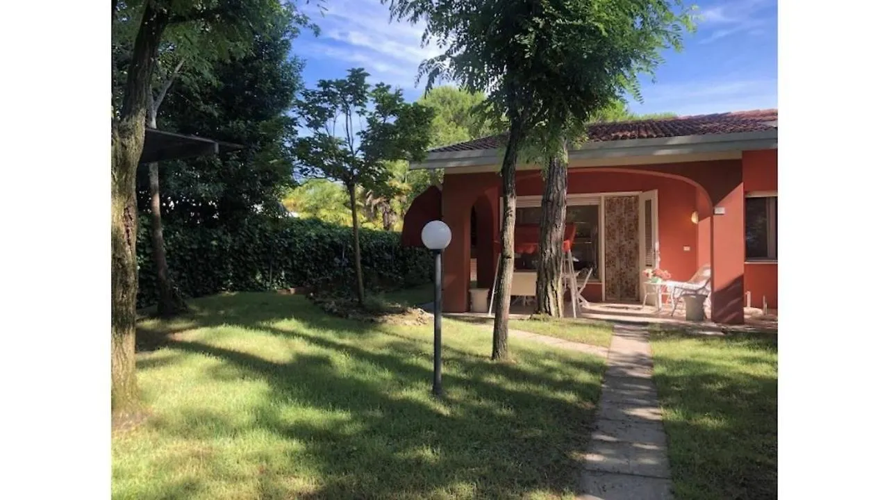 Beautiful Villa With Private Garden Near The Beach By Beahost Rentals Bibione