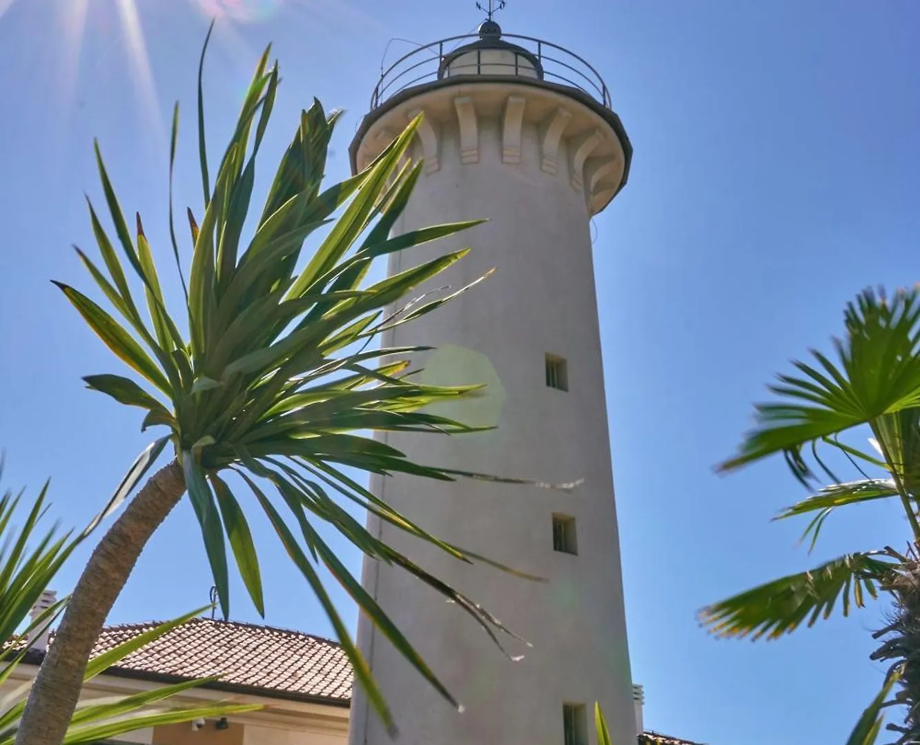 Beautiful Villa With Private Garden Near The Beach By Beahost Rentals Bibione 0*,  Italia
